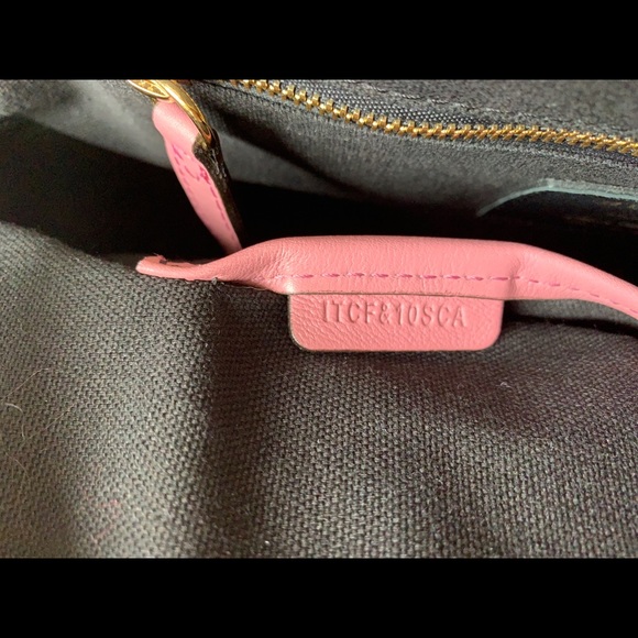 Burberry - Picture 6 of 15